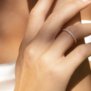 Memoryring mit Diamanten, 18 Karat Gelbgold-LEAF Hot
