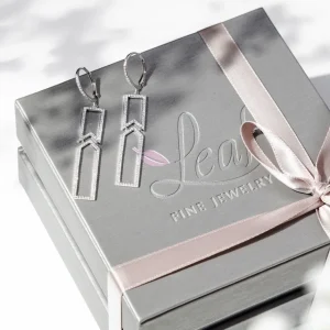 Ohrringe Unique mit Diamanten, 18 Karat Gelbgold-LEAF Fashion