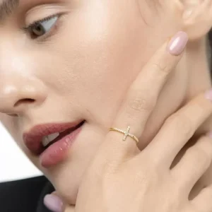 Ring Kreuz mit Diamanten, 18 Karat Gelbgold-LEAF Best