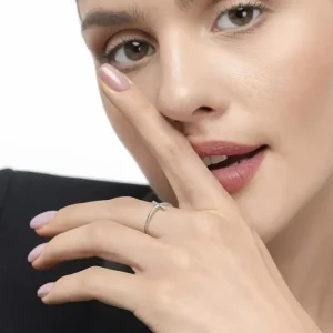 Ring Kreuz mit Diamanten, 18 Karat Weißgold-LEAF Sale