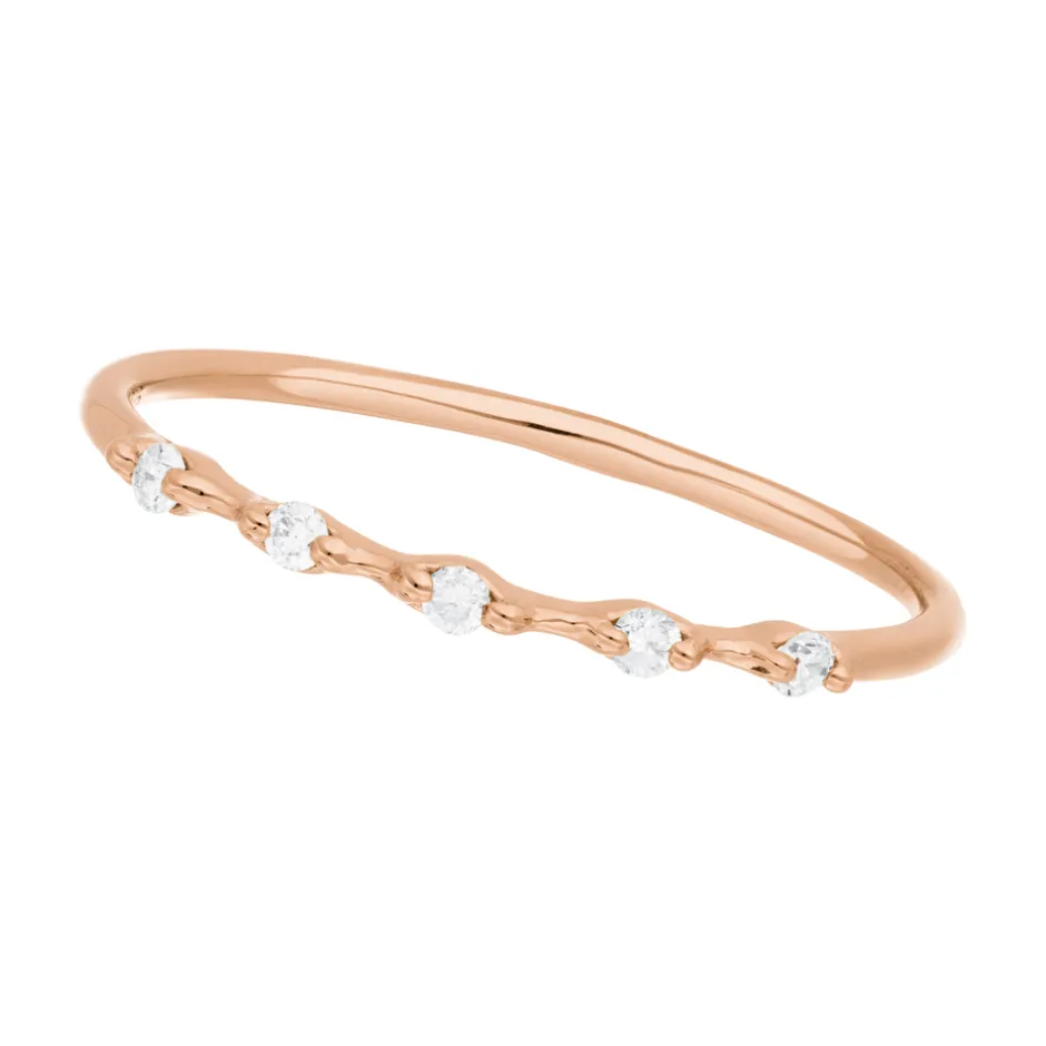 ring_mit__diamanten__kara_4-1.webp Ring mit 5 Diamanten, 14 Karat Rosegold-LEAF New