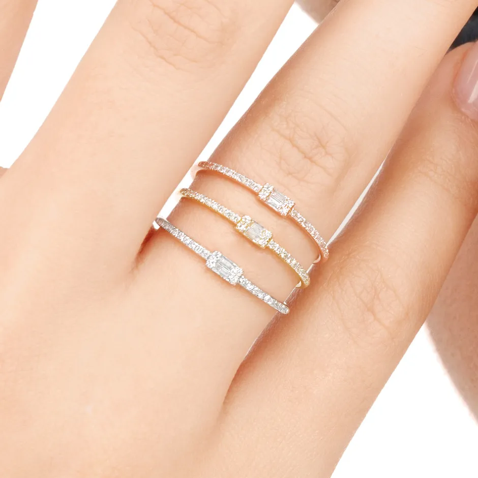 ring_mit_diamanten_tiny_b_3.webp Ring mit Diamanten, Tiny Baguette, 14 Karat Weißgold-LEAF Clearance