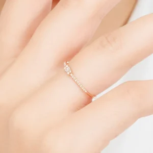 Verlobungsring mit Diamanten, Tiny Baguette, 14 Karat Rosegold-LEAF Clearance