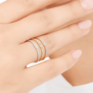 Verlobungsring mit Diamanten, Tiny Baguette, 14 Karat Rosegold-LEAF Clearance