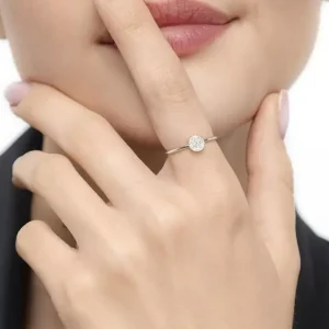 Verlobungsring Pave in 18 Karat Weißgold mit Diamanten-LEAF Clearance